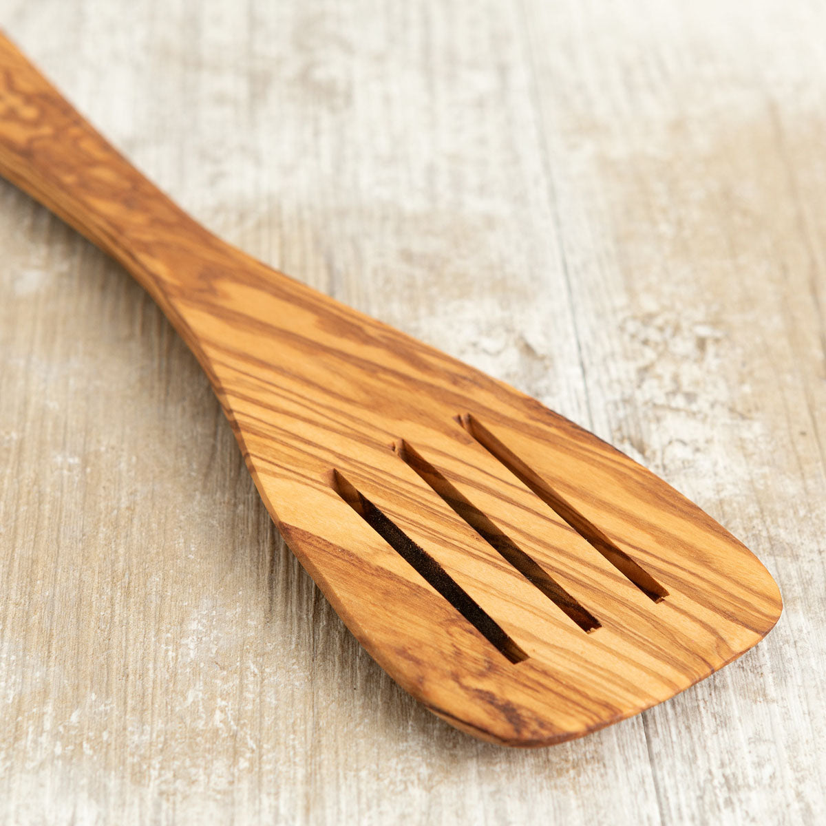 Viðarspaði með rifum 30cm - AleItalia